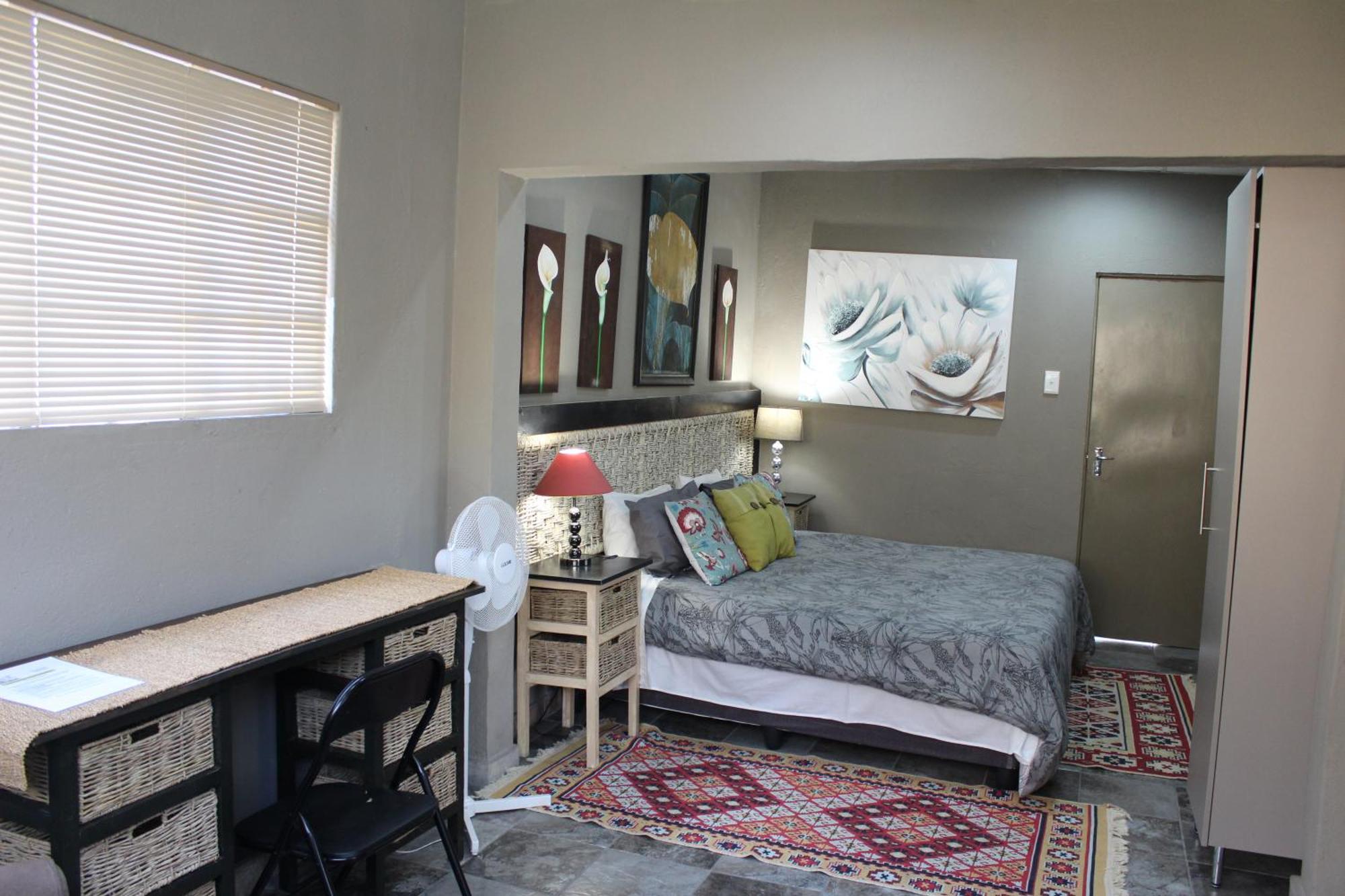 Tucked-Away 1&2 Bedroom Houses 넬스프리트 외부 사진